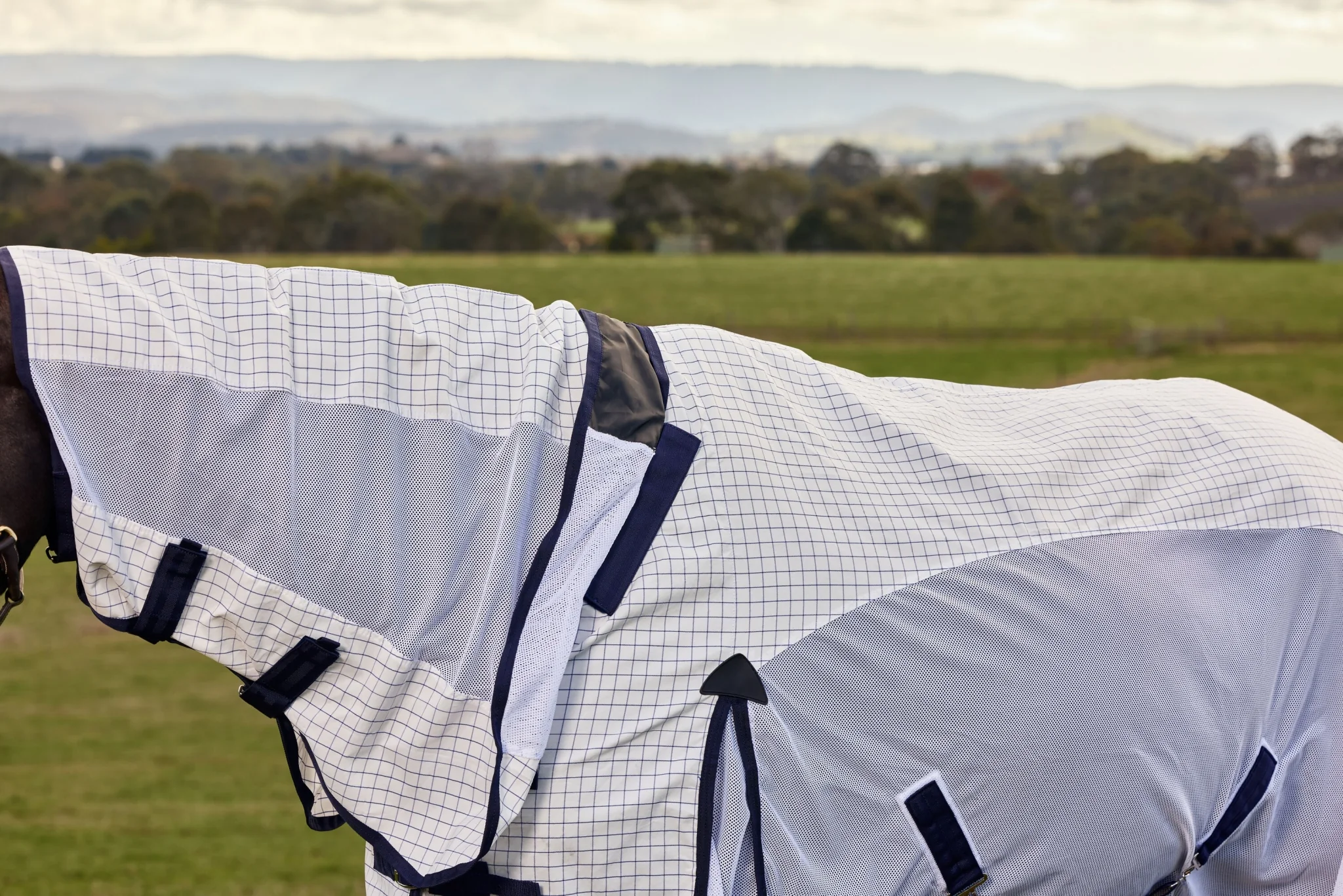 Weatherbeeta Airstream Detach-A-Neck