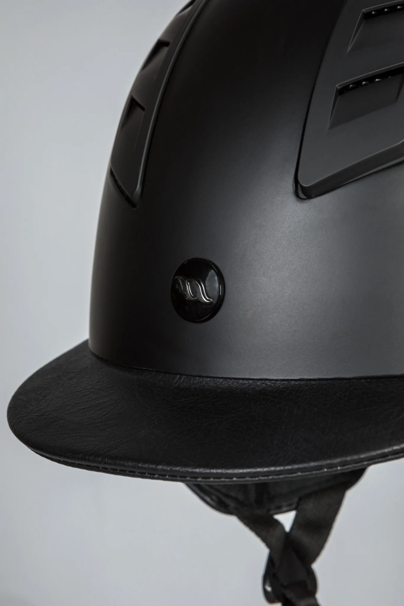 Back on Track EQ3 NEOZ MIPS Helmet