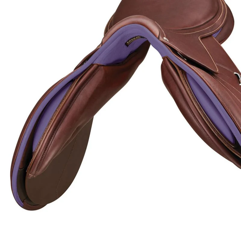 Bates Victrix Black CAIR Jump Saddle