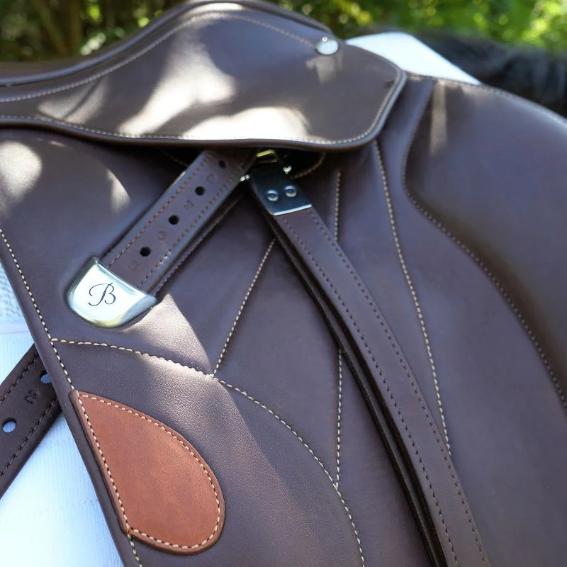 Bates Victrix Black CAIR Jump Saddle