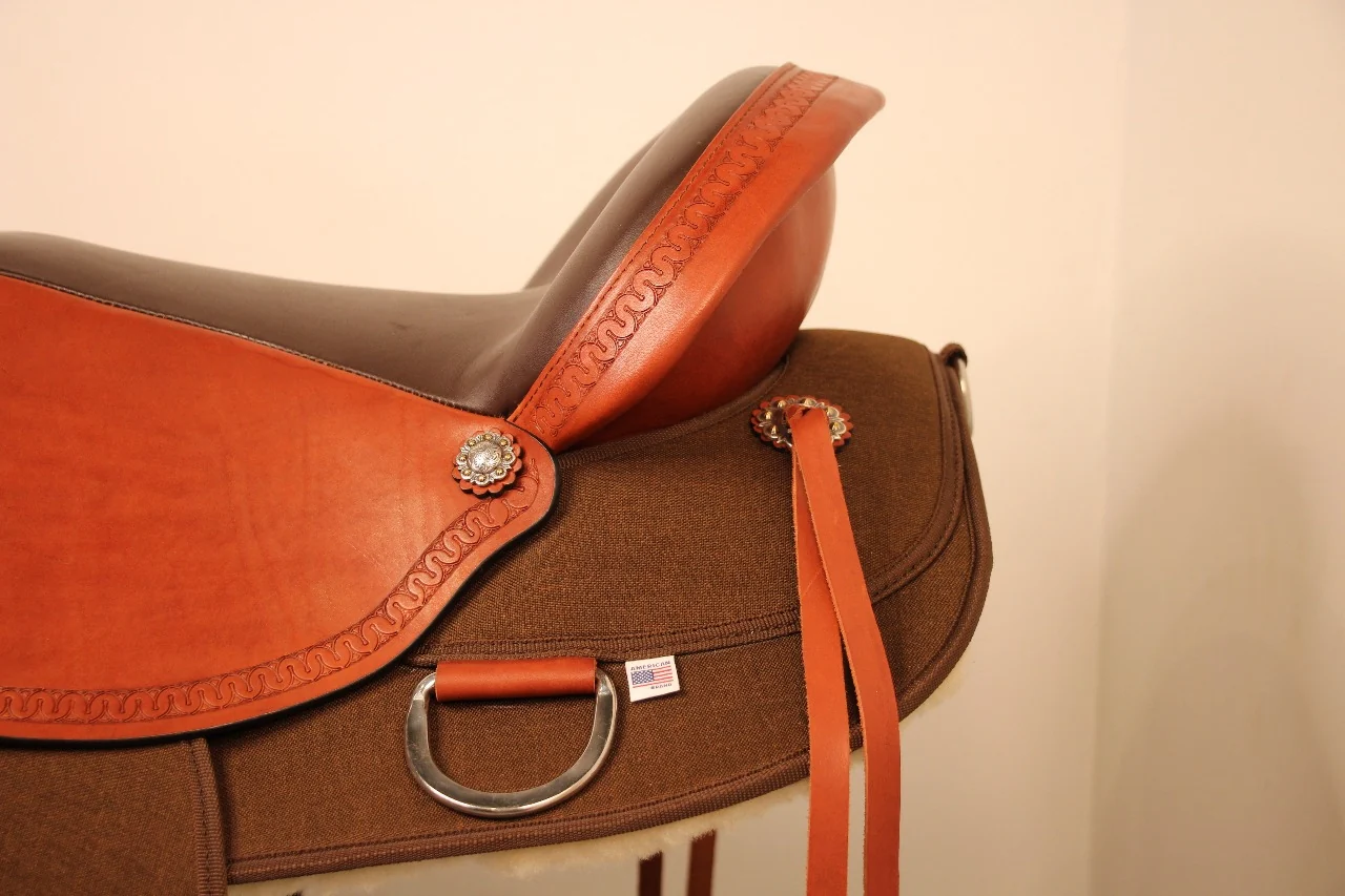 15869-abetta-crossover-saddle-5.webp Abetta Crossover Saddle