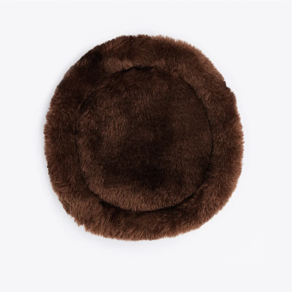 16372-horze-narvik-faux-fur-breastplate-pad-2.webp Horze Narvik Faux-Fur Breastplate Pad