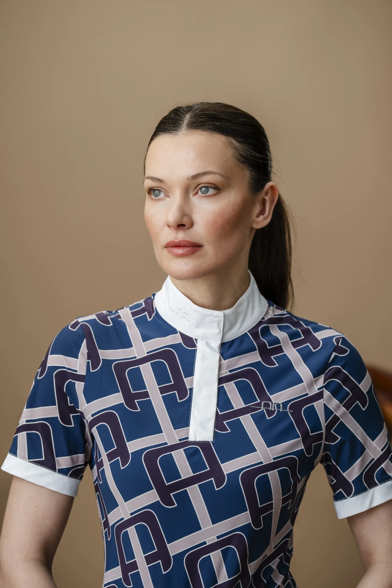 AA Alcina Short Sleeve Show Shirt
