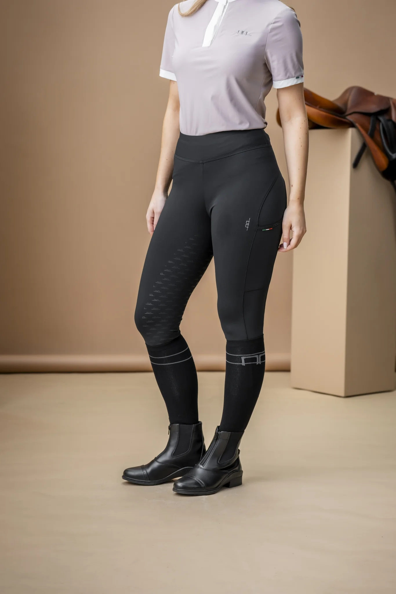 17681-aa-ladies-alba-brushed-riding-tight-1.webp AA Ladies Alba Brushed Riding Tight