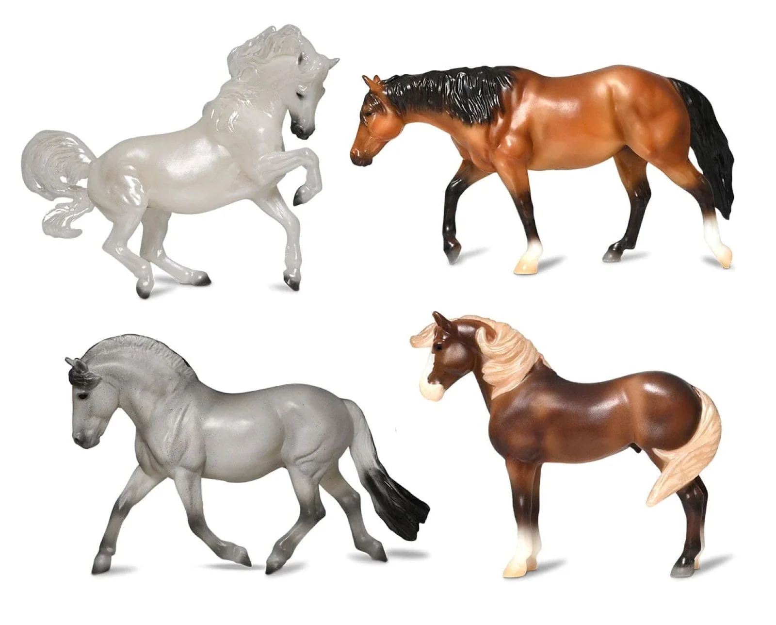 1774-breyer-deluxe-horse-collection-1.webp Breyer Deluxe Horse Collection