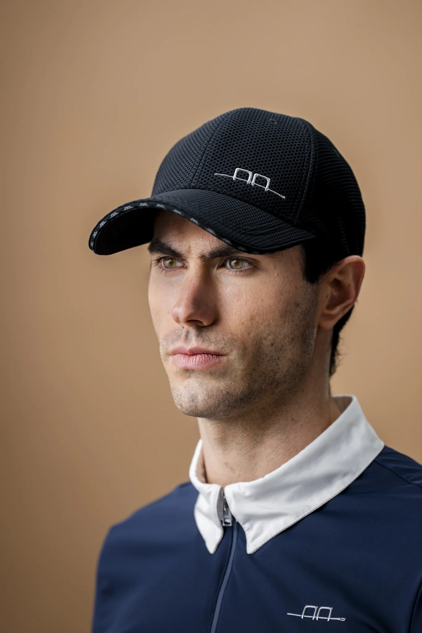 17875-aa-motion-lite-cap-black-1.webp AA Motion Lite Cap Black