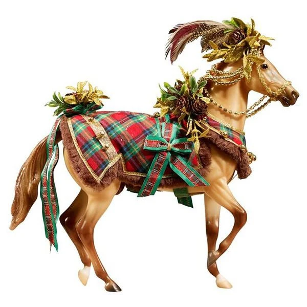 18113-2016-holiday-horse-1.webp 2016 Holiday Horse