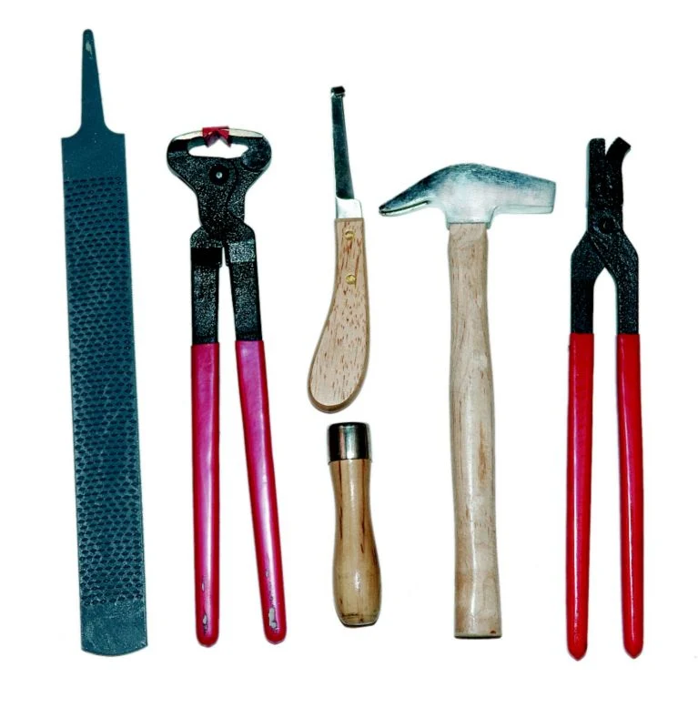 18405-6-piece-farrier-shoeing-kit-1.webp 6 Piece Farrier Shoeing Kit