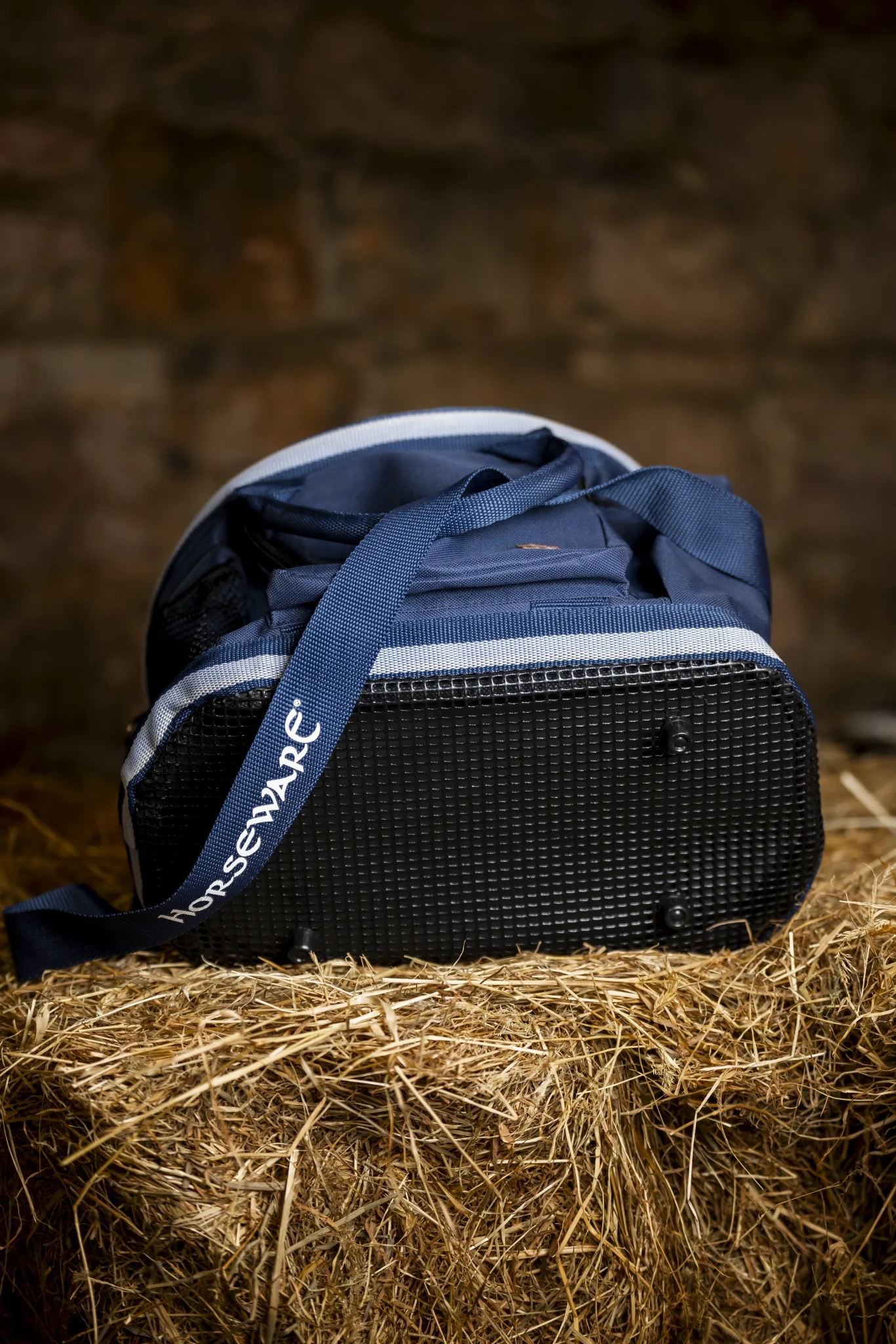 5452-horseware-newmarket-grooming-bag-3.webp Horseware Newmarket Grooming Bag