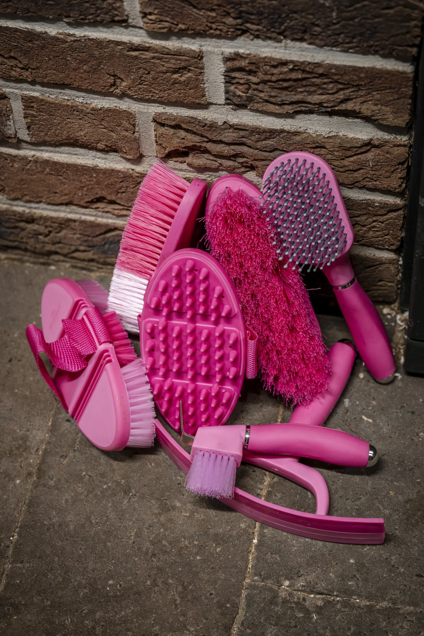 Horseware Newmarket Grooming Brush Set
