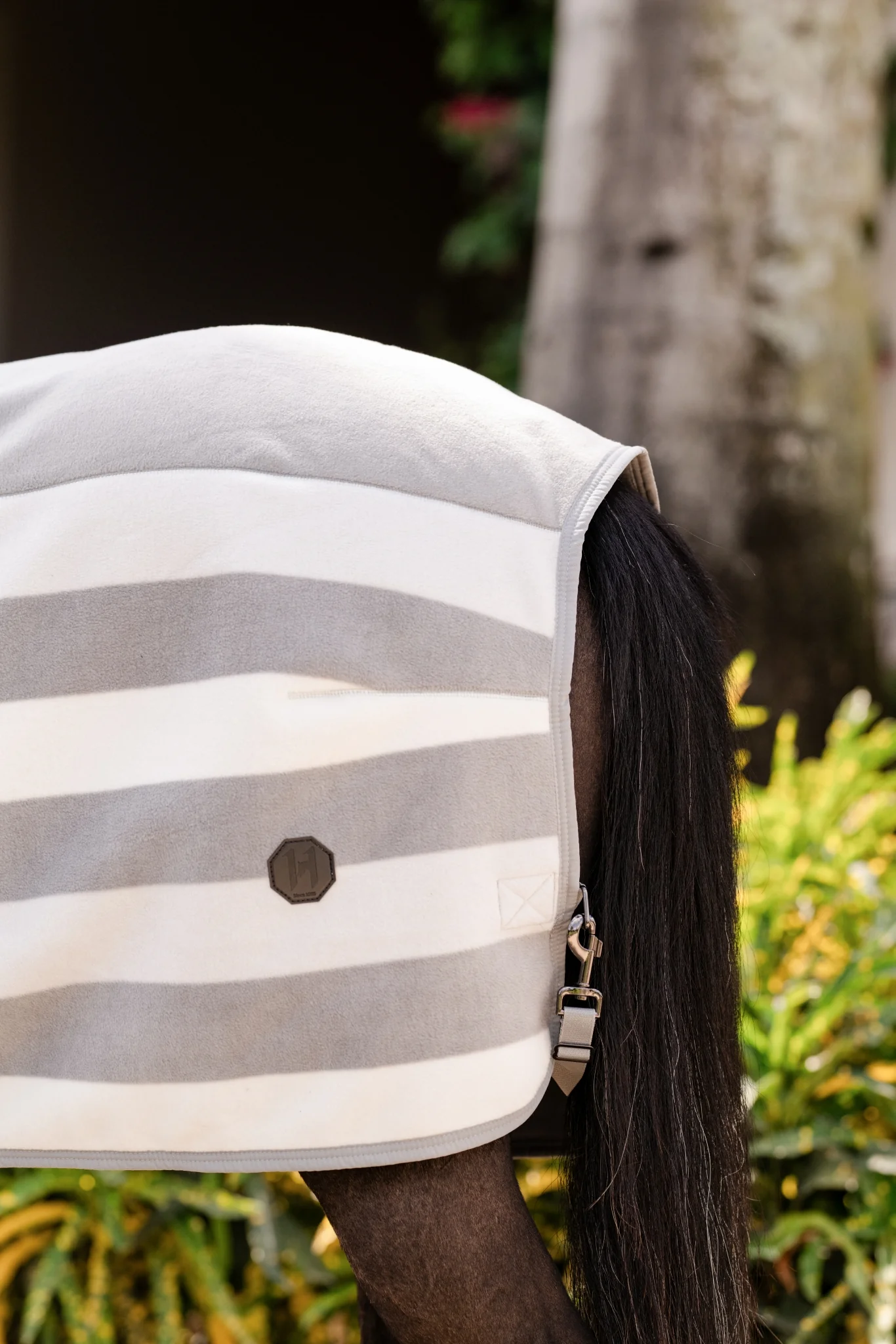 5487-horseware-newmarket-pony-fleece-cooler-8.webp Horseware Newmarket Pony Fleece Cooler